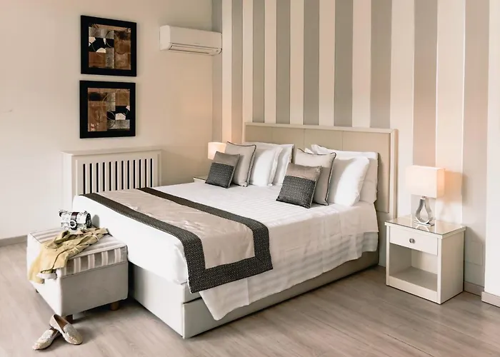 Tigullio Et De Milan