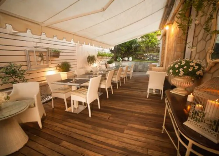 Tigullio Et De Milan Hotel